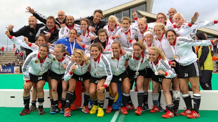 德天空：法兰克福想免签巴黎17岁的攻击型中场让热亚尔